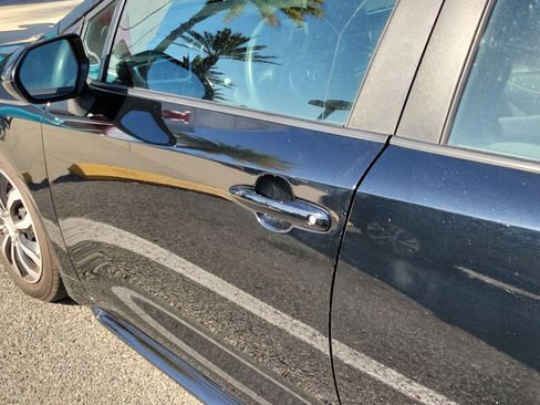 Used 2024 Toyota Corolla LE image 27