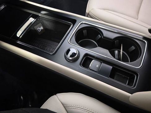 New 2026 Lincoln Corsair Premiere AWD/4WD image 32