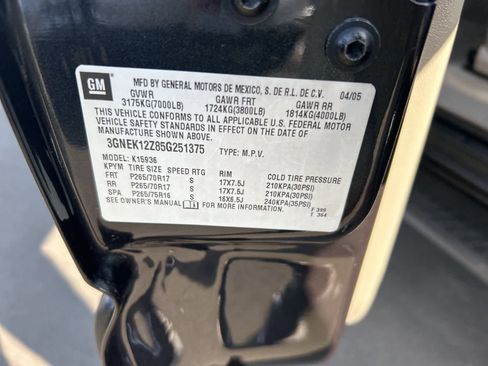 Used 2005 Chevrolet Avalanche Z71 w/ Sun And Sound Package image 55