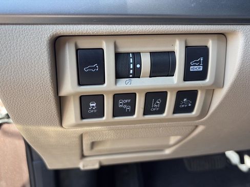 Used 2019 Subaru Outback 2.5i Premium image 9