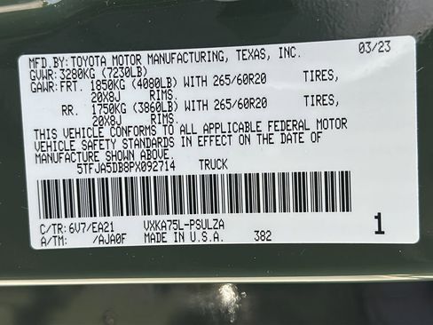 Used 2023 Toyota Tundra Limited AWD/4WD image 24