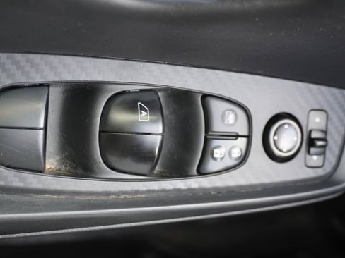 Used 2022 Nissan Sentra SV w/ All-Weather Package FWD image 34