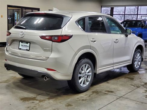 New 2025 MAZDA CX-5 AWD 2.5 S w/ Select Package image 4