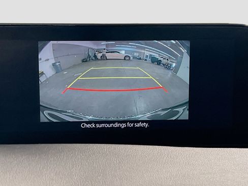 Used 2024 MAZDA MAZDA3 s FWD image 10