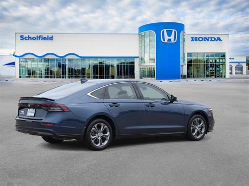 Used 2024 Honda Accord EX image 3