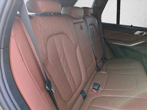 Used 2024 BMW X5 M60i AWD/4WD image 20
