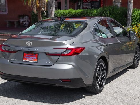Used 2025 Toyota Camry XLE FWD image 9