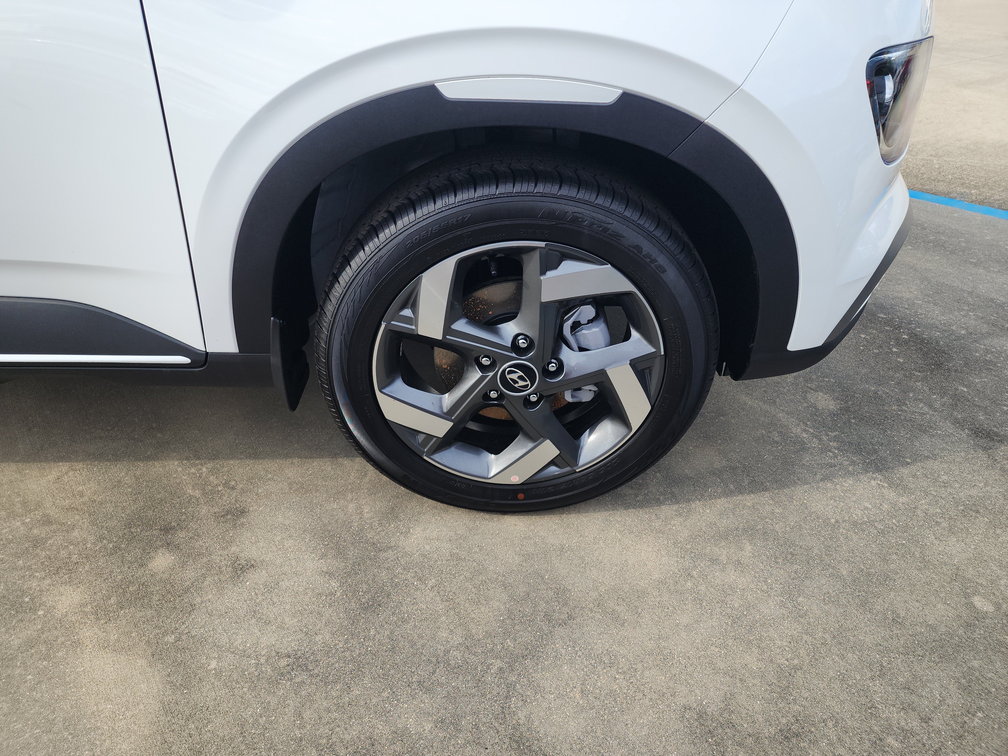 New 2026 Hyundai Venue SEL FWD image 9