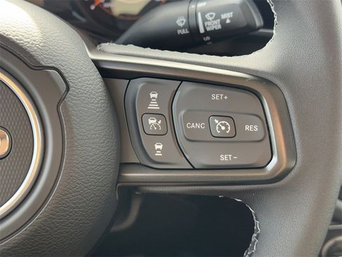 New 2025 Jeep Gladiator Sport image 20