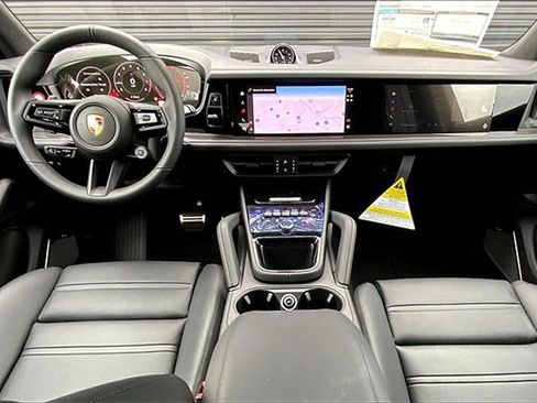 New 2026 Porsche Cayenne GTS image 6