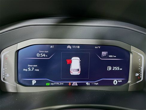 Used 2023 Volkswagen Atlas SE w/ Panoramic Sunroof Package image 12