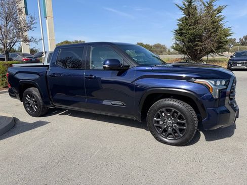 Used 2023 Toyota Tundra Platinum w/ Advanced Package RWD image 3