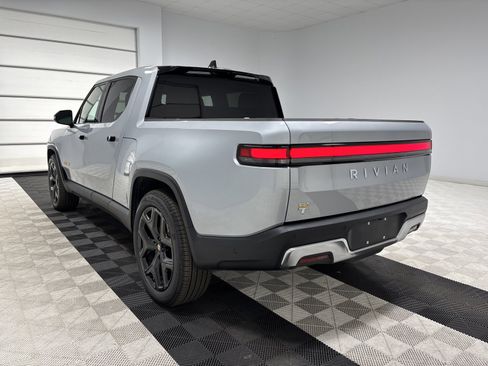 Used 2023 Rivian R1T Adventure AWD/4WD image 3