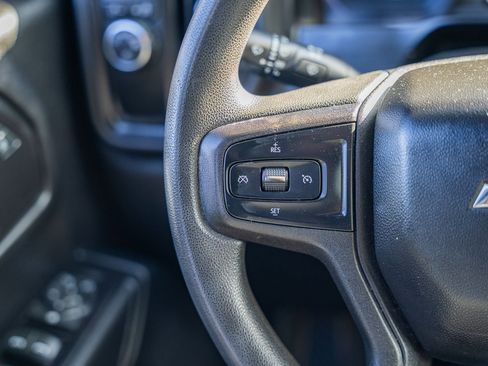 Used 2020 Chevrolet Silverado 1500 Custom w/ Custom Value Package image 25