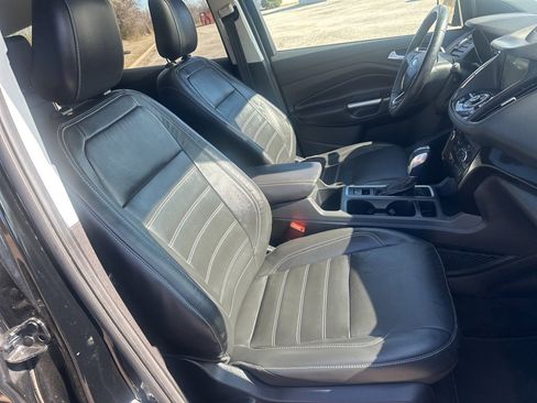 Used 2018 Ford Escape Titanium image 20