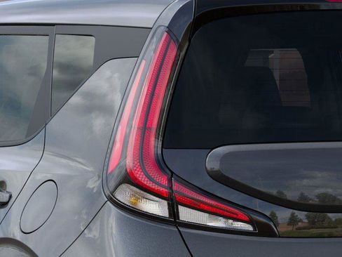 New 2025 Kia Soul LX image 12