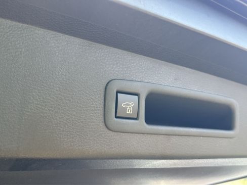 New 2026 Toyota Sienna Platinum AWD/4WD image 21
