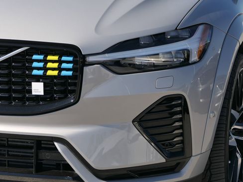 Used 2024 Volvo XC60 T8 Polestar image 10