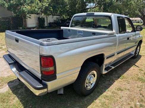 Used 1999 Dodge Ram 2500 Truck 2WD Quad Cab image 14