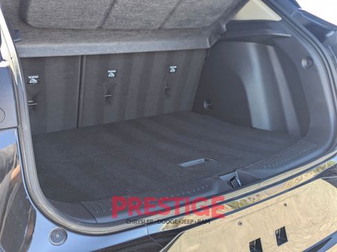 Used 2024 Buick Encore GX Sport Touring FWD image 9