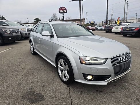 Used 2013 Audi A4 Premium Plus w/ Premium Plus Pkg image 10
