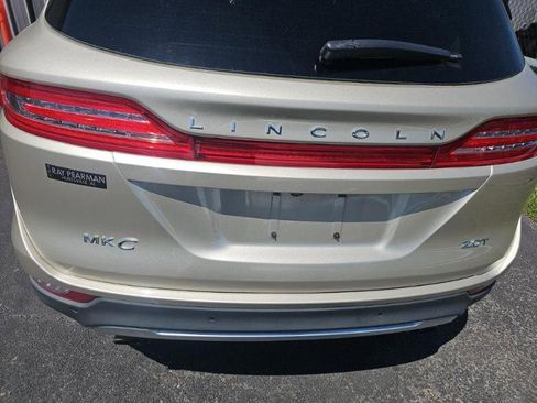 Used 2017 Lincoln MKC Premiere FWD image 4