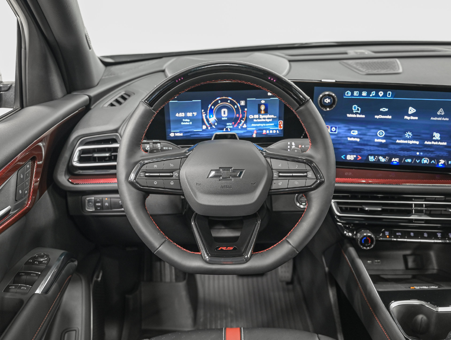 Used 2026 Chevrolet Traverse RS FWD image 17