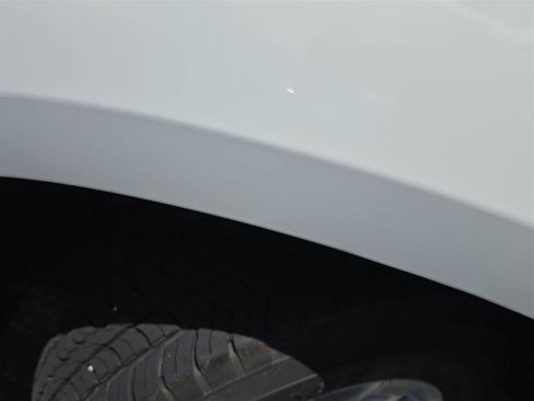 Used 2022 Chevrolet Silverado 1500 W/T RWD image 2