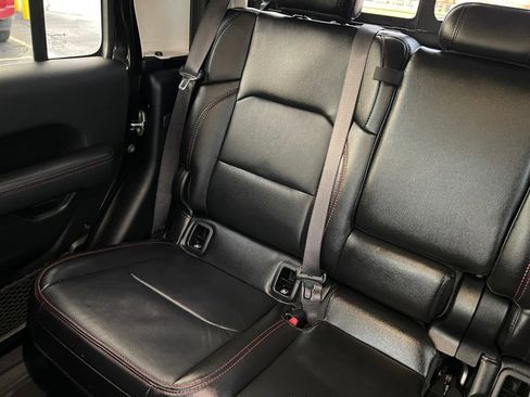 Used 2021 Jeep Gladiator Rubicon image 18