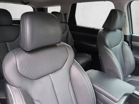 Certified 2024 Hyundai Palisade SEL w/ Premium Package FWD image 25