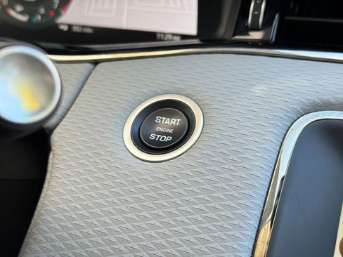 Used 2023 Land Rover Range Rover Evoque R-Dynamic S AWD/4WD image 25