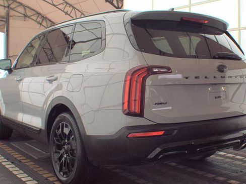Used 2021 Kia Telluride EX w/ EX Premium Package AWD/4WD image 7