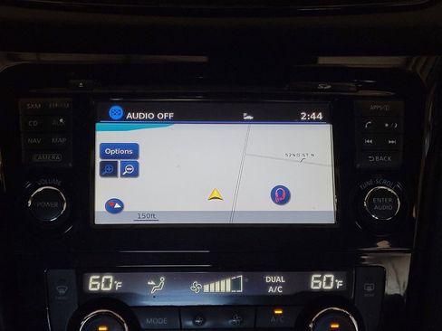 Used 2018 Nissan Rogue Sport SL w/ SL Premium Package image 25