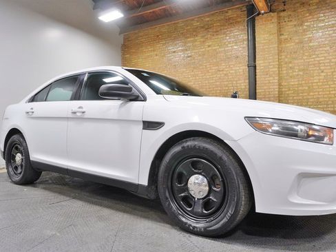 Used 2015 Ford Taurus Police Interceptor AWD image 9