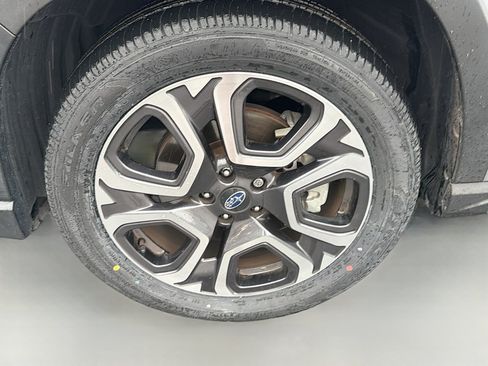 Used 2024 Subaru Ascent Touring AWD/4WD image 42