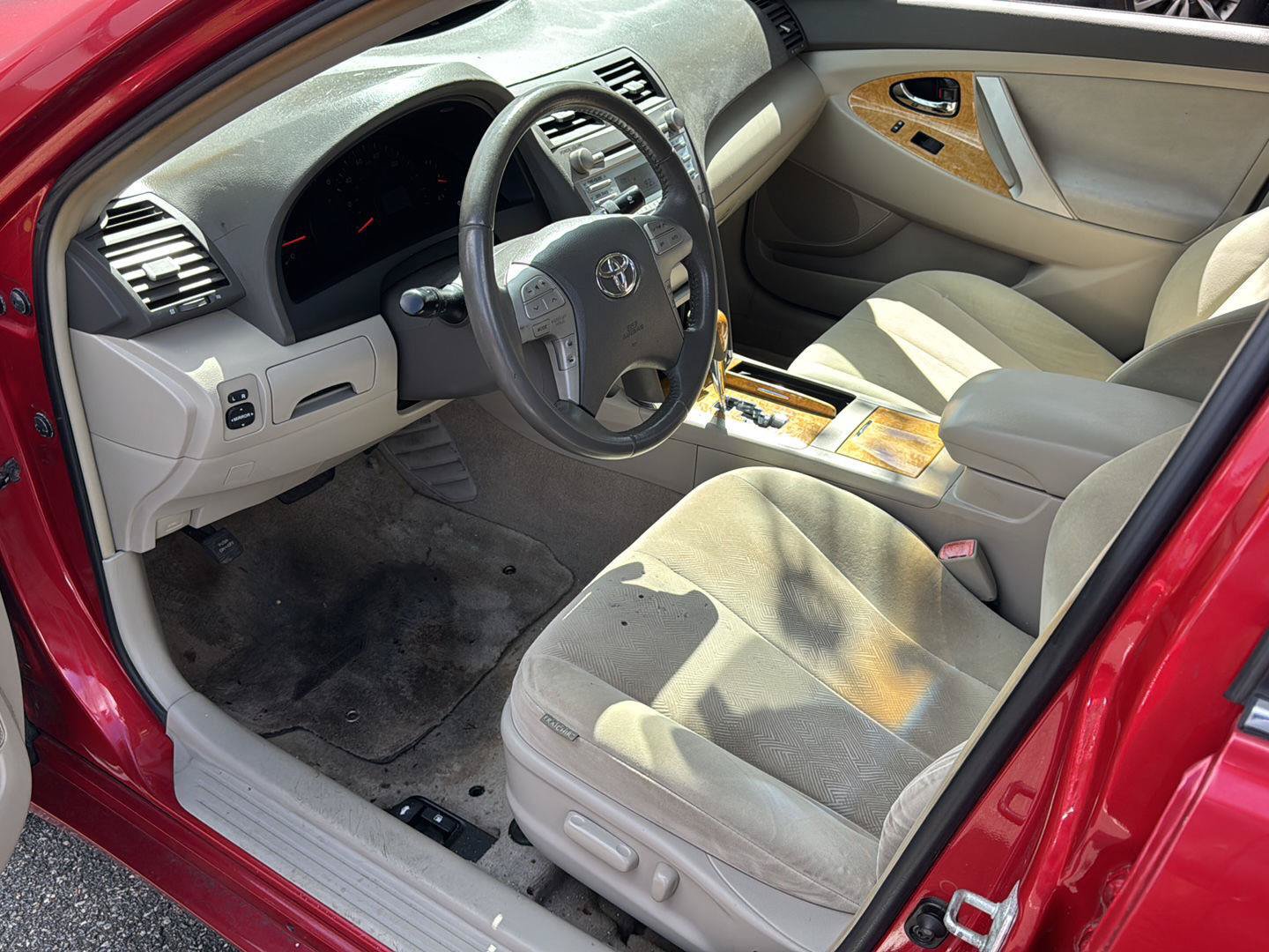 Used 2007 Toyota Camry XLE FWD image 6