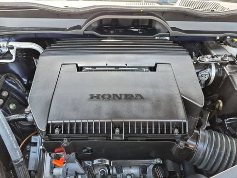 Certified 2025 Honda Pilot EX-L image 22