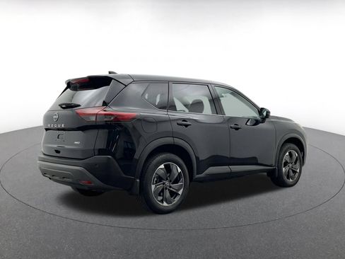 Used 2025 Nissan Rogue SV FWD image 9