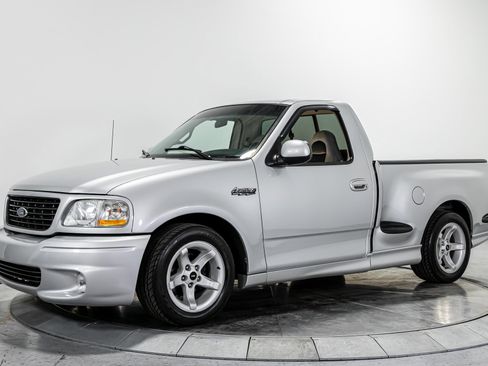Used 2000 Ford F150 Lightning image 7