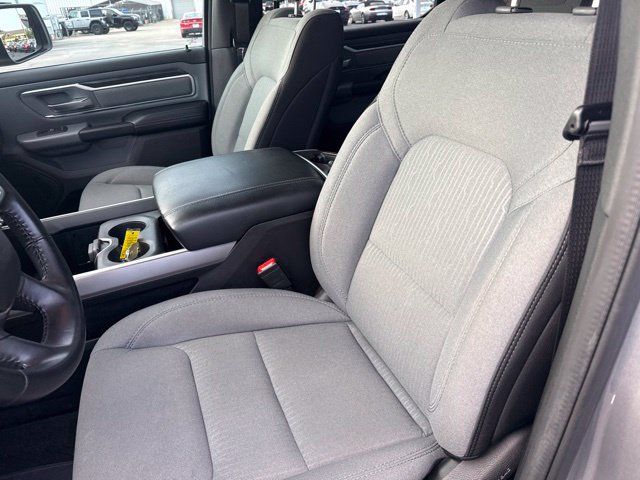 Used 2022 RAM 1500 Big Horn AWD/4WD image 13