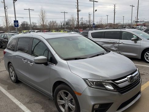 Used 2020 Honda Odyssey EX-L image 2