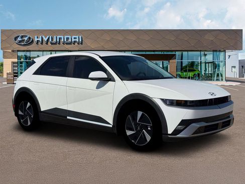 New 2026 Hyundai Ioniq 5 SEL image 10