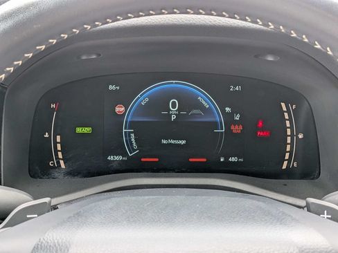 Used 2025 Toyota Camry SE FWD image 40