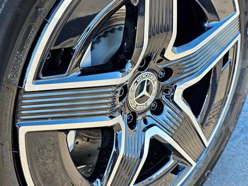 New 2026 Mercedes-Benz GLC 300 4MATIC image 6