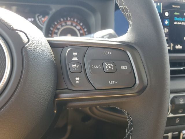 New 2025 Jeep Gladiator Sport AWD/4WD image 24