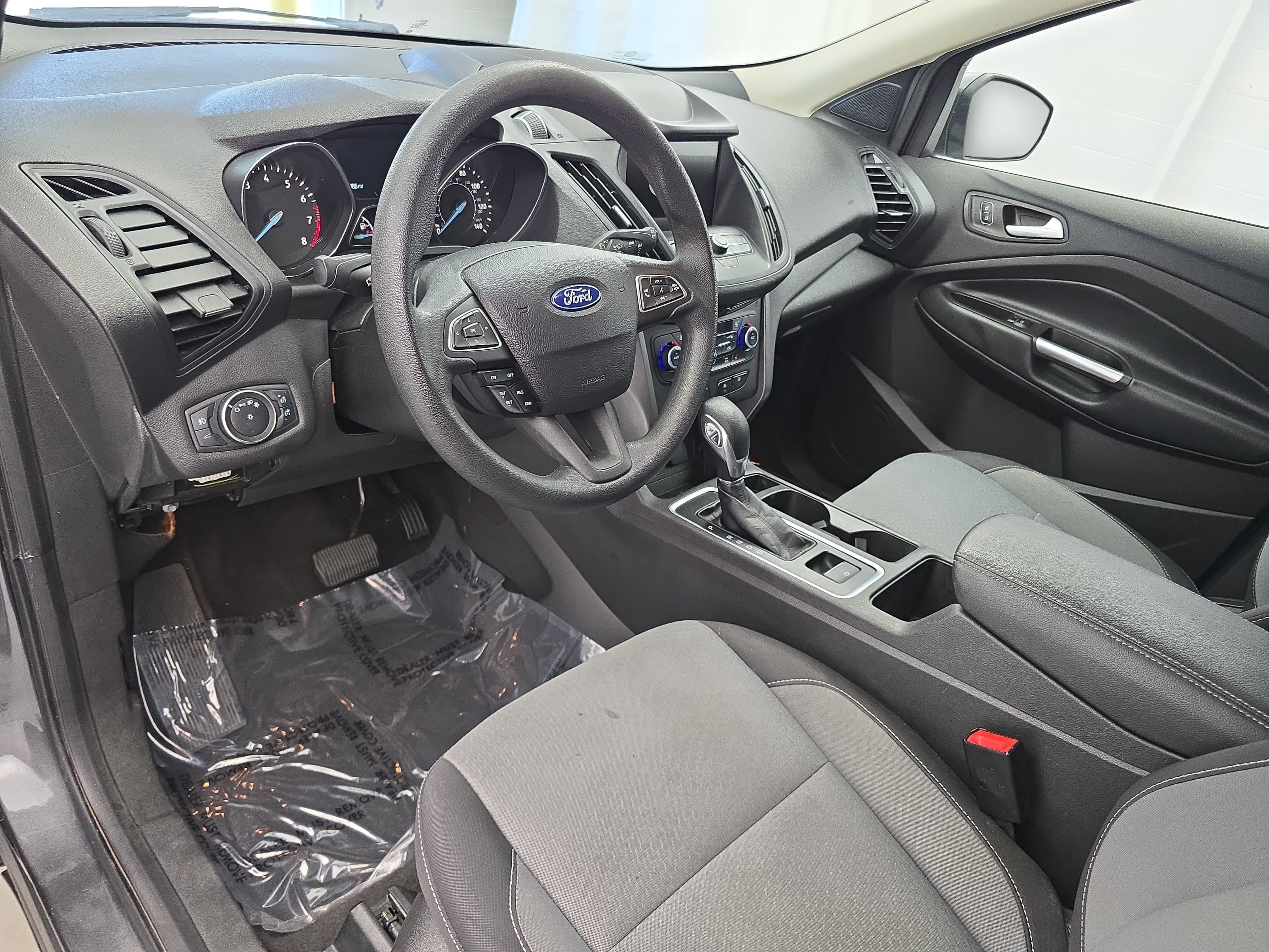 Used 2019 Ford Escape SE FWD image 15