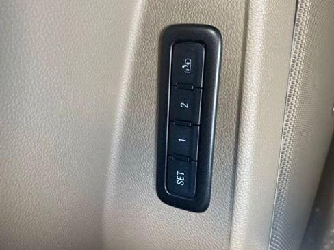 Used 2016 GMC Yukon SLT RWD image 29