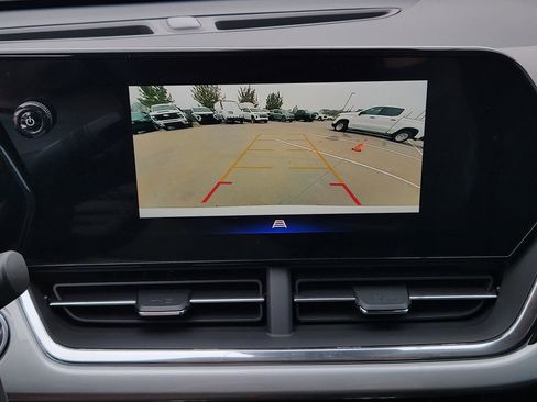 New 2026 Chevrolet Trax LT w/ Driver Confidence Package image 14