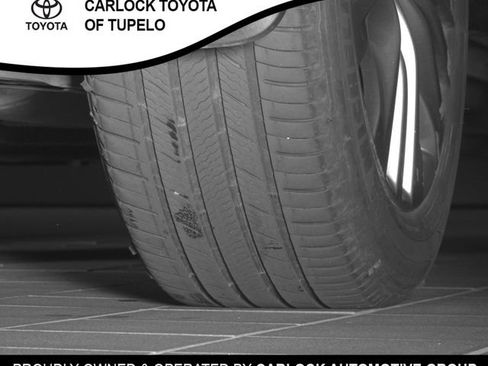 Used 2021 Toyota Highlander Platinum AWD/4WD image 32