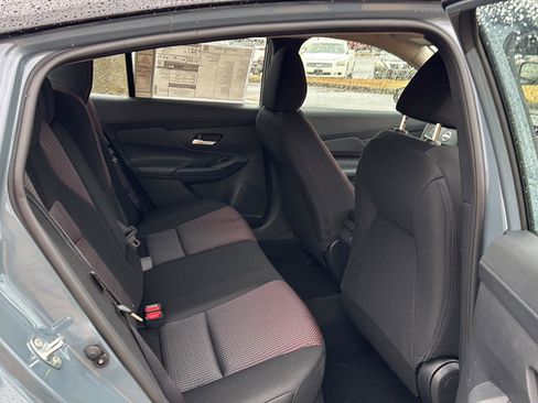 New 2026 Nissan Sentra SR w/ Floor Mat Package FWD image 11